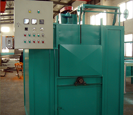 Plastic products rotary molding machine